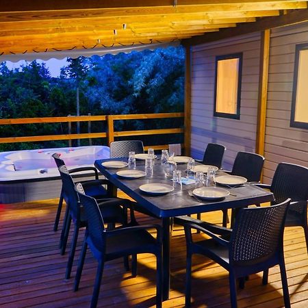 Camping Resort Les Champs Blancs Agde Esterno foto