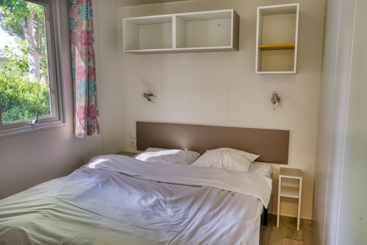 Camping Resort Les Champs Blancs Agde Esterno foto