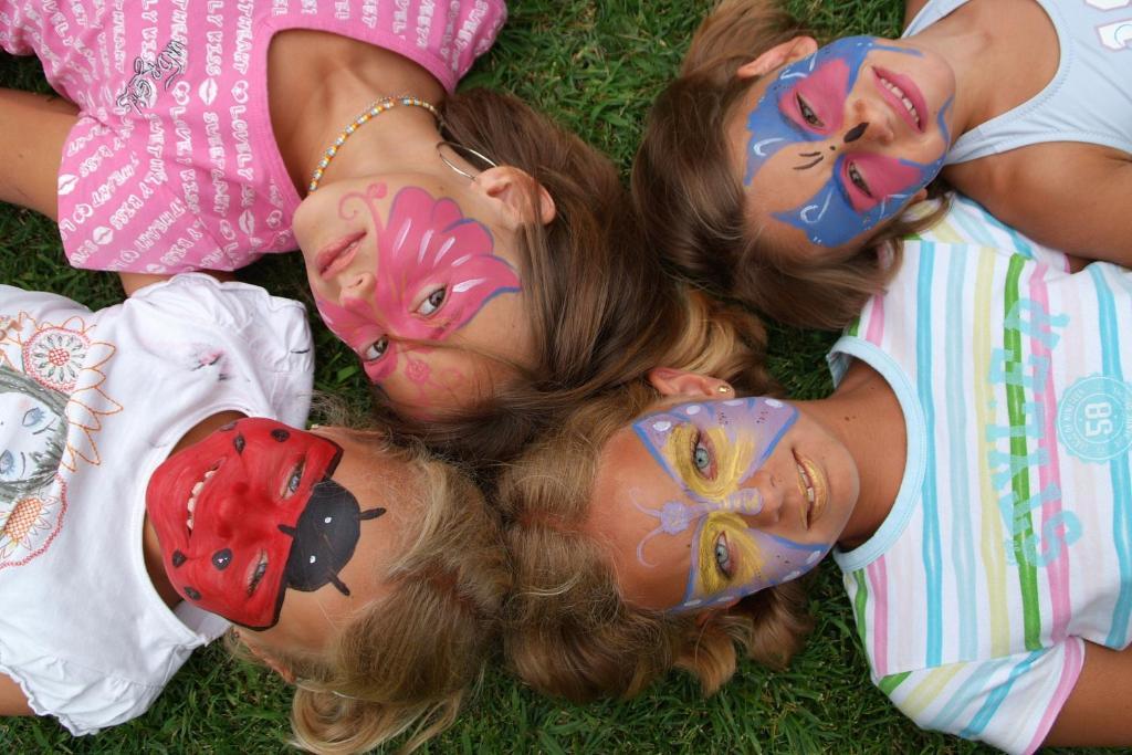 Camping Resort Les Champs Blancs Agde Esterno foto